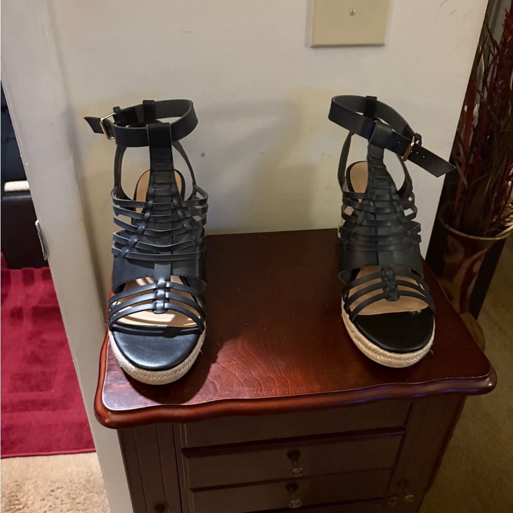 Black Strappy Women's Sandals